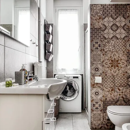 Stylish Flat Near San Siro - Metro Wifi & Ac דירה *